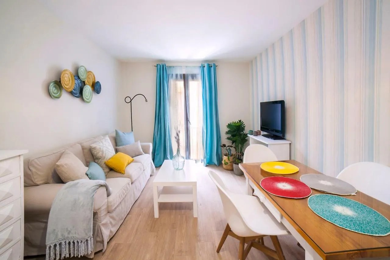 Alohamundi Pureza Apartment Seville