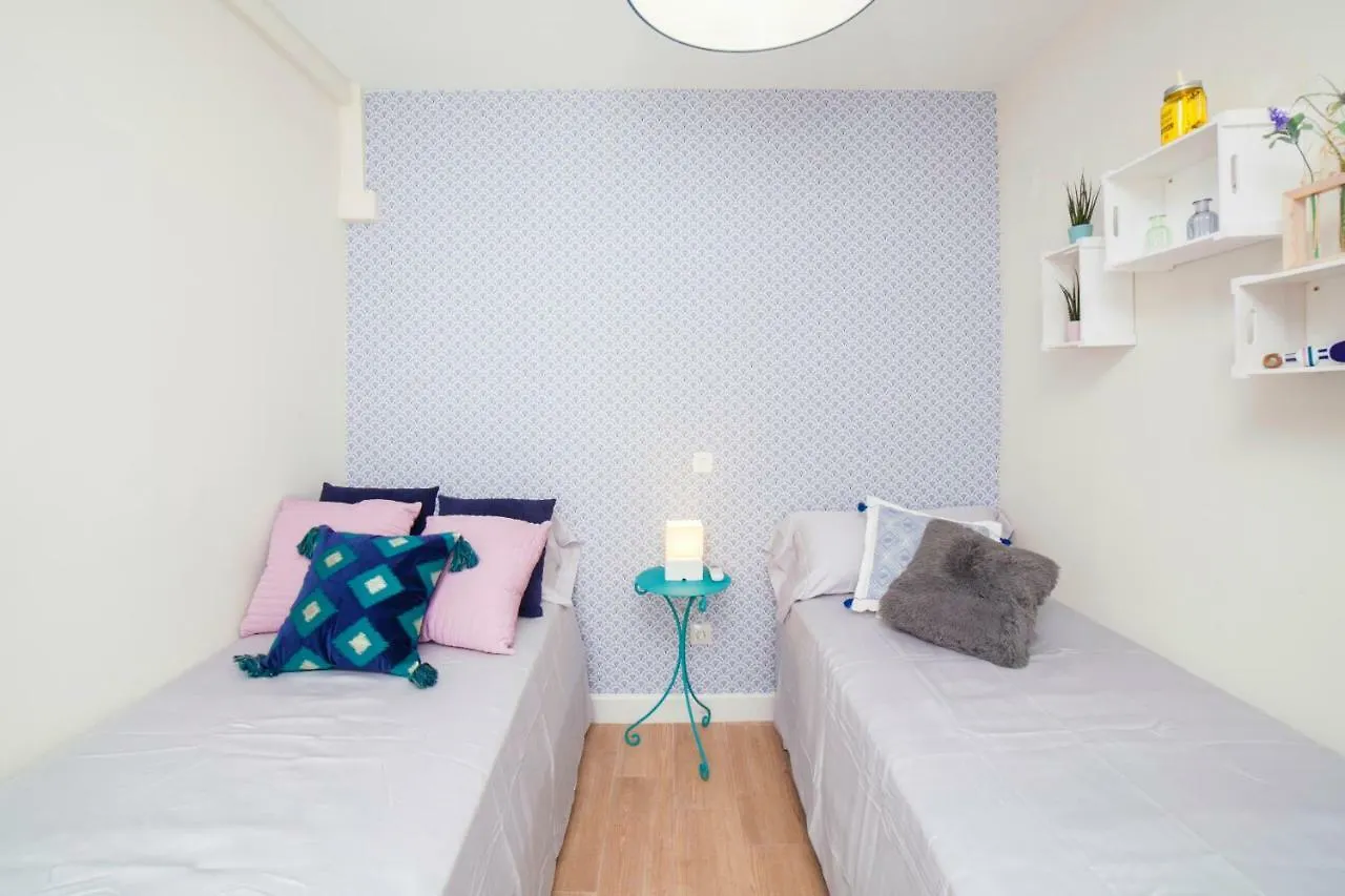 Alohamundi Pureza Apartment Seville