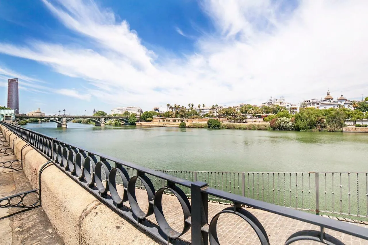 Alohamundi Pureza Apartment Seville