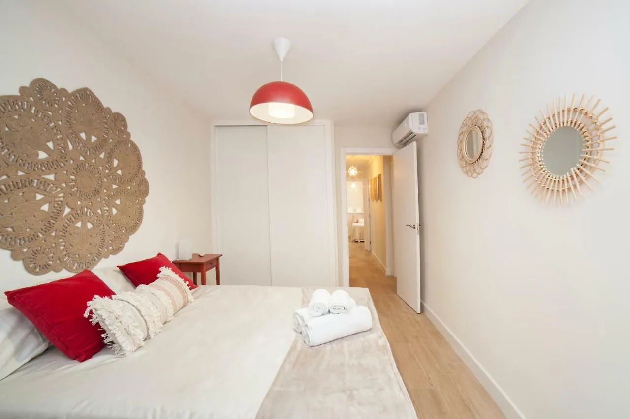 Alohamundi Pureza Apartment Seville