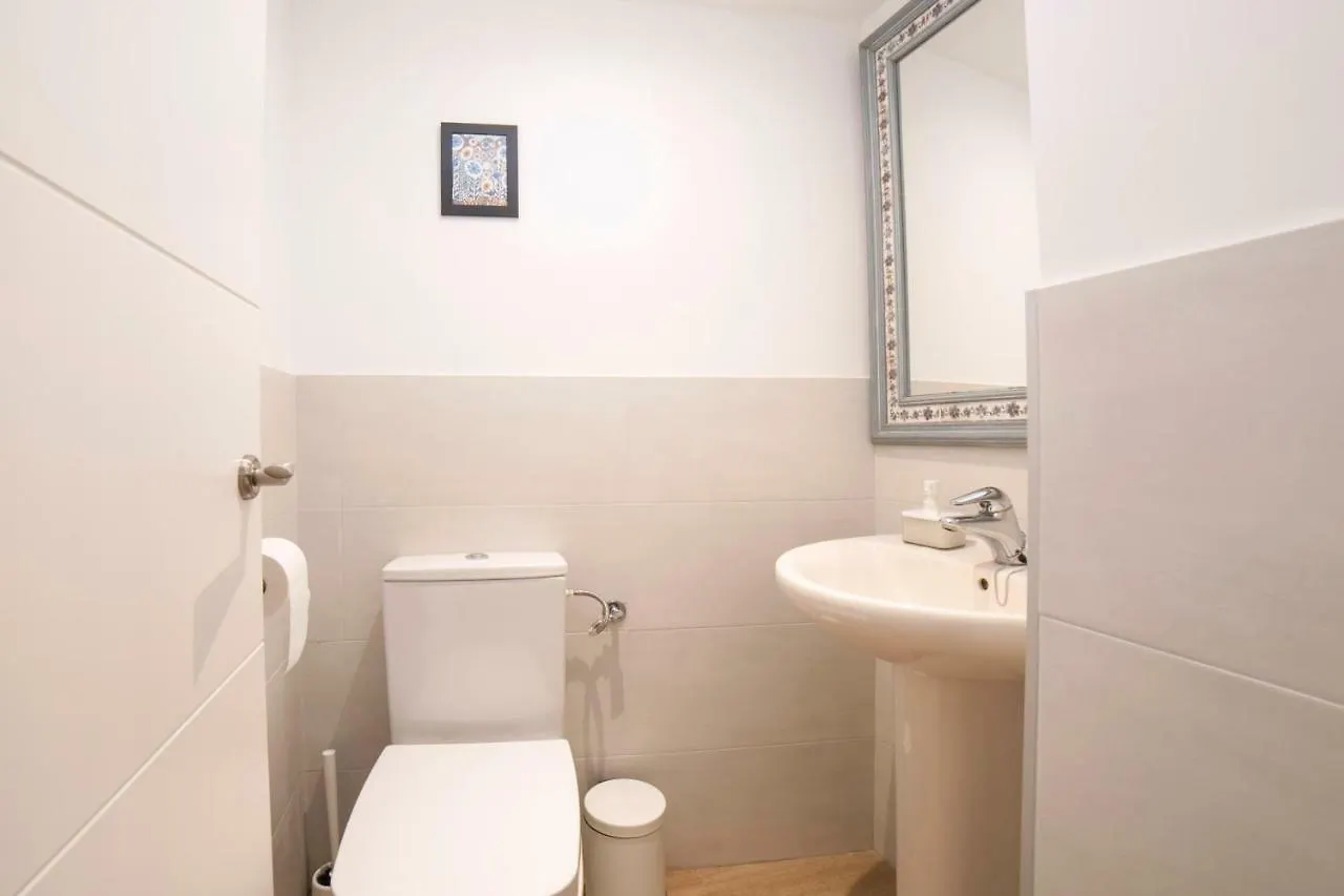 Alohamundi Pureza Apartment Seville